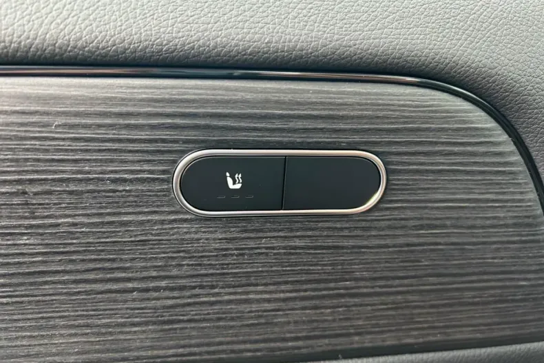 Mercedes-Benz GLA 220 din 2024 cu 4.535 km - oferta MER122081 - foto 7