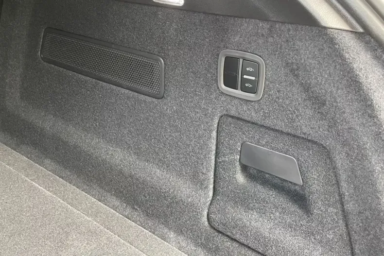 Porsche Cayenne din 2025 cu 150 km - oferta POR122087 - foto 4