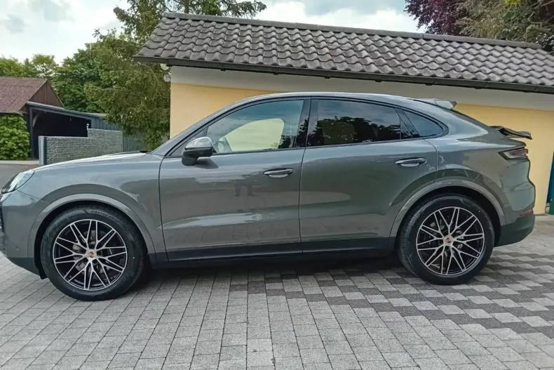 Porsche Cayenne din 2025 cu 1.800 km - oferta POR122090 - foto 3