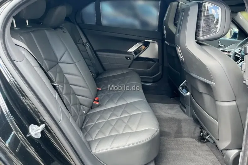 BMW 740 din 2024 cu 26.230 km - oferta BMW122094 - foto 17