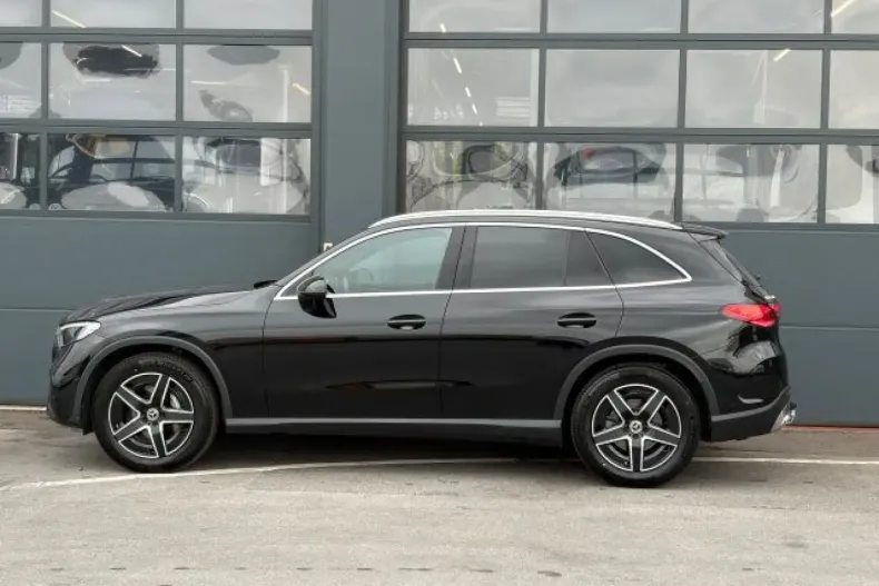 Mercedes-Benz GLC 220 din 2023 cu 44.378 km - oferta MER122095 - foto 5