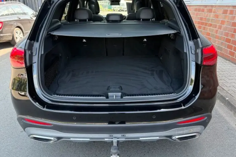 Mercedes-Benz GLC 220 din 2023 cu 44.378 km - oferta MER122095 - foto 9