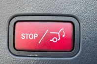 Mercedes-Benz GLC 220 din 2023 cu 44.378 km - oferta MER122095 - foto 10