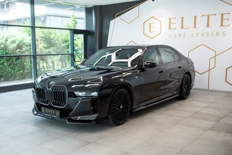 BMW 740 din 2023 cu 57.817 km - oferta BMW122102 - foto 1