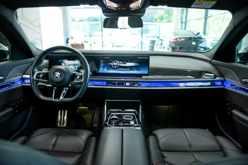 BMW 740 din 2023 cu 57.817 km - oferta BMW122102 - foto 13