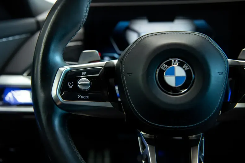 BMW 740 din 2023 cu 57.817 km - oferta BMW122102 - foto 15