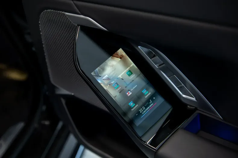 BMW 740 din 2023 cu 57.817 km - oferta BMW122102 - foto 31