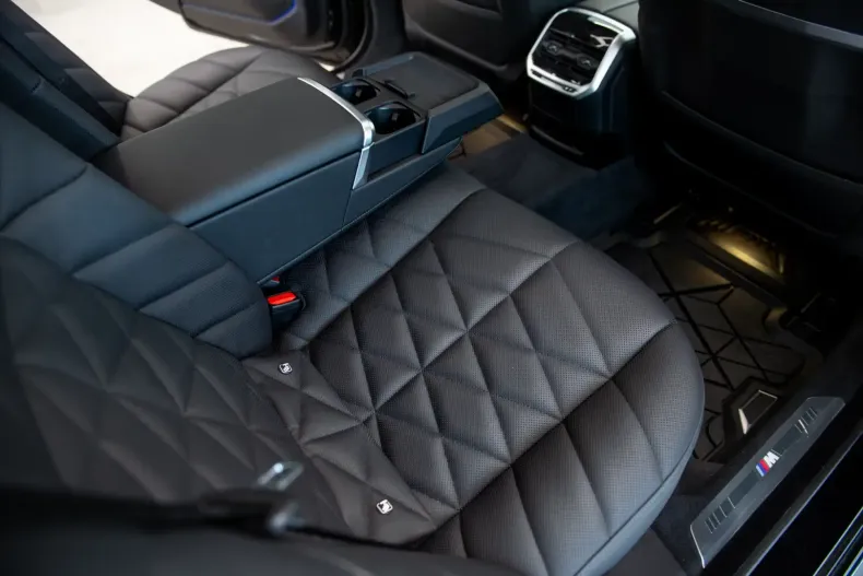 BMW 740 din 2023 cu 57.817 km - oferta BMW122102 - foto 36