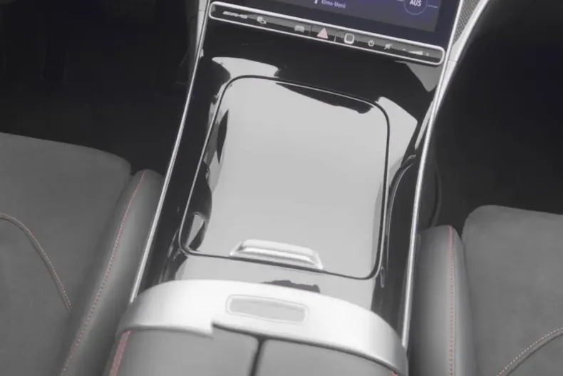 Mercedes-Benz C 43 AMG din 2024 cu 31.099 km - oferta MER122104 - foto 19