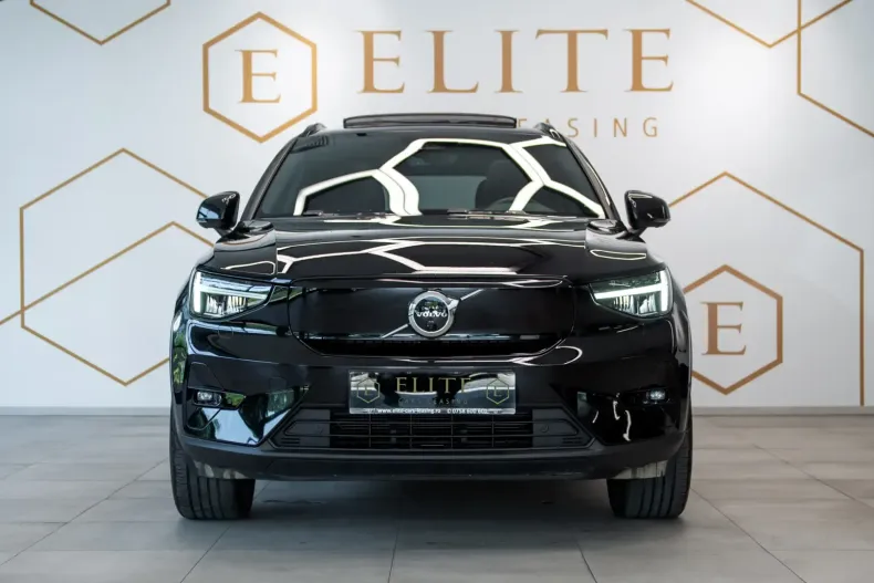 Volvo XC40 din 2022 cu 35.675 km - oferta VOL122107 - foto 2