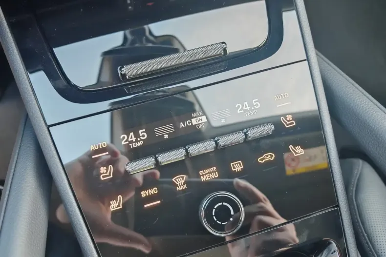 Porsche Cayenne din 2025 cu 50 km - oferta POR122110 - foto 5