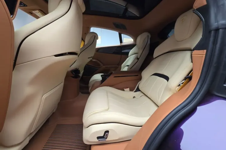 Ferrari Purosangue din 2025 cu 90 km - oferta FER122113 - foto 22