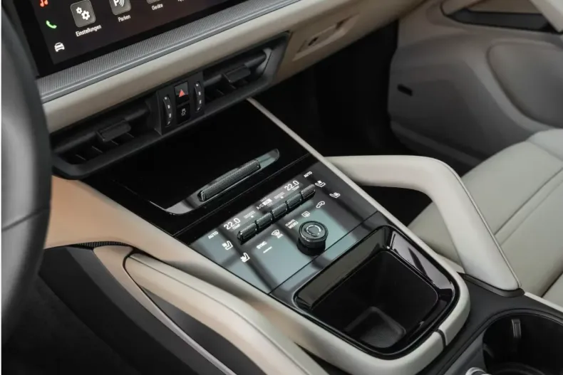 Porsche Cayenne din 2025 cu 9.900 km - oferta POR122118 - foto 12