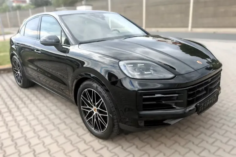 Porsche Cayenne din 2024 cu 50 km - oferta POR122126 - foto 1