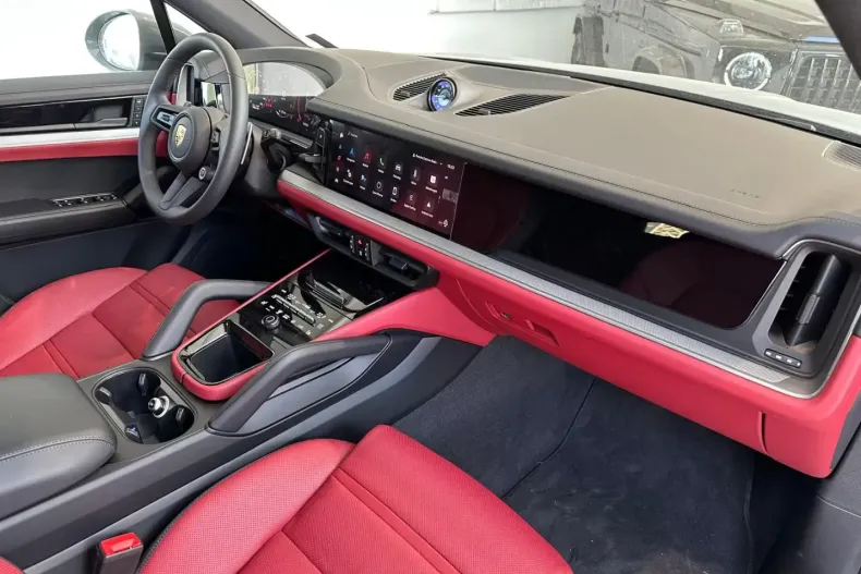 Porsche Cayenne din 2025 cu 999 km - oferta POR122131 - foto 5