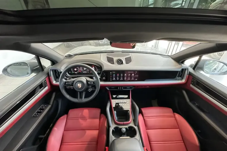 Porsche Cayenne din 2025 cu 999 km - oferta POR122131 - foto 8