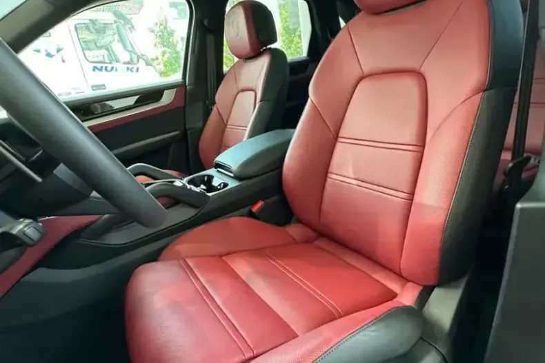 Porsche Cayenne din 2025 cu 999 km - oferta POR122131 - foto 9