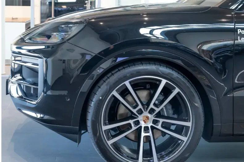 Porsche Cayenne din 2025 cu 8.900 km - oferta POR122134 - foto 3