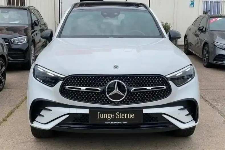 Mercedes-Benz GLC 300 din 2023 cu 18.888 km - oferta MER122136 - foto 3