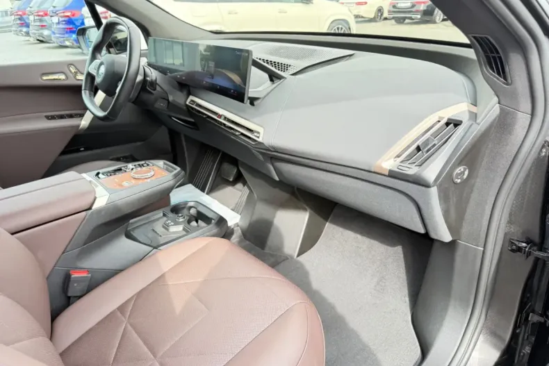 BMW iX din 2022 cu 39.985 km - oferta BMW122144 - foto 3