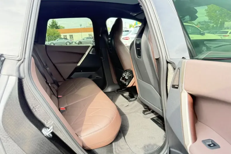 BMW iX din 2022 cu 39.985 km - oferta BMW122144 - foto 13