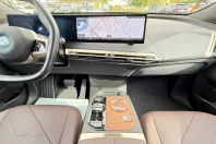 BMW iX din 2022 cu 39.985 km - oferta BMW122144 - foto 16