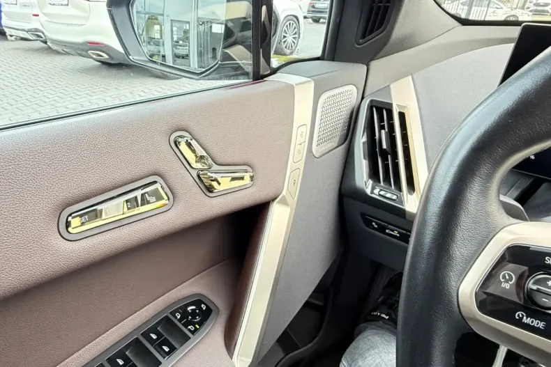 BMW iX din 2022 cu 39.985 km - oferta BMW122144 - foto 23