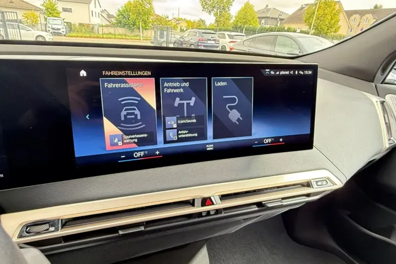 BMW iX din 2022 cu 39.985 km - oferta BMW122144 - foto 35