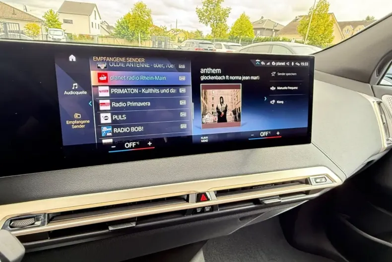 BMW iX din 2022 cu 39.985 km - oferta BMW122144 - foto 36