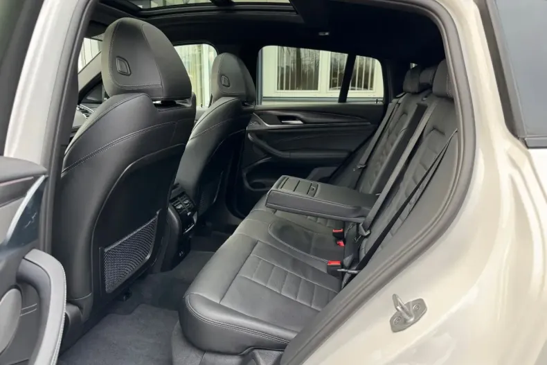 BMW X4 din 2024 cu 21.586 km - oferta BMW122156 - foto 13