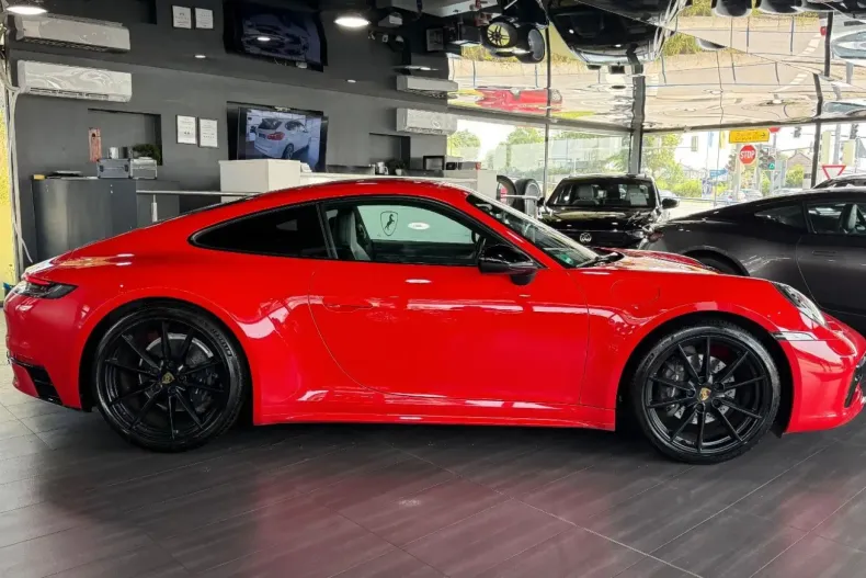 Porsche 992 din 2020 cu 41.500 km - oferta POR122172 - foto 4