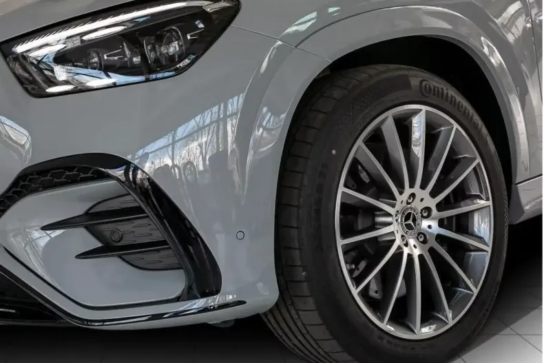 Mercedes-Benz GLE 450 din 2023 cu 8.338 km - oferta MER122174 - foto 3