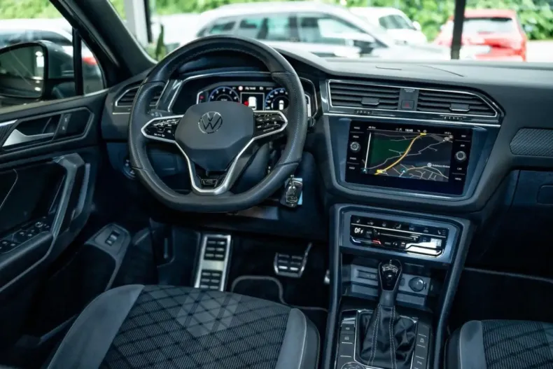 Volkswagen Tiguan Allspace din 2022 cu 81.638 km - oferta VOL122175 - foto 14