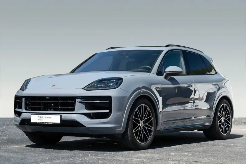 Porsche Cayenne din 2023 cu 38.200 km - oferta POR122189 - foto 1