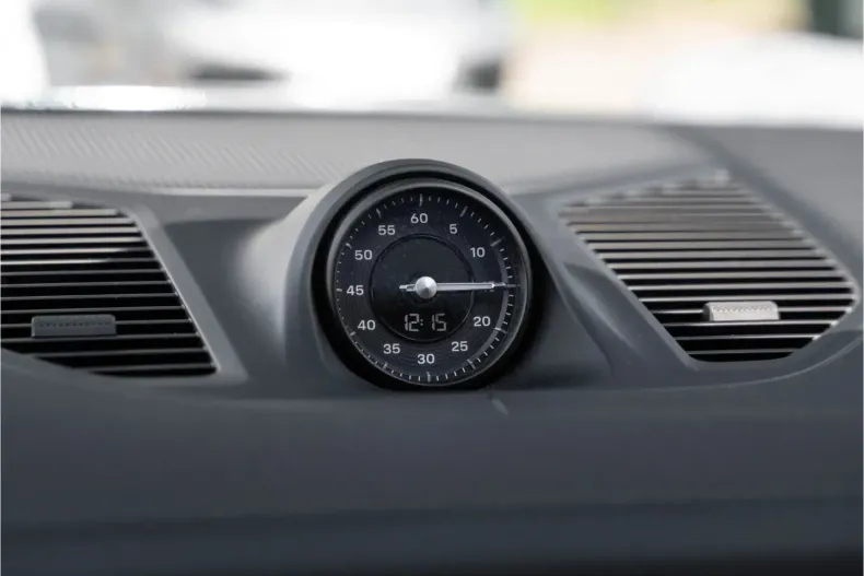 Porsche Cayenne din 2023 cu 38.200 km - oferta POR122189 - foto 36