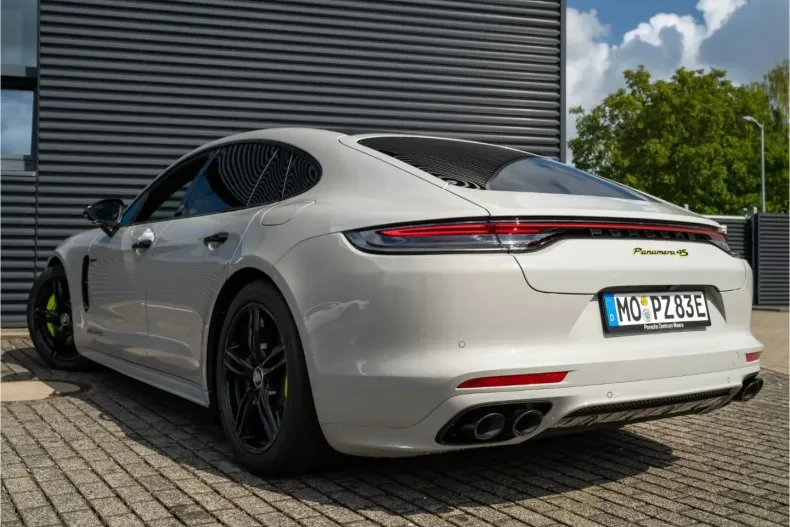 Porsche Panamera din 2024 cu 19.999 km - oferta POR122196 - foto 3