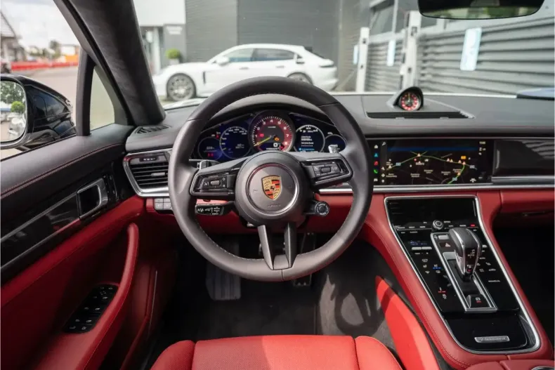 Porsche Panamera din 2024 cu 19.999 km - oferta POR122196 - foto 9