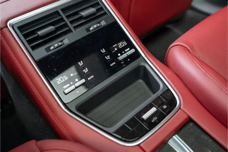 Porsche Panamera din 2024 cu 19.999 km - oferta POR122196 - foto 29