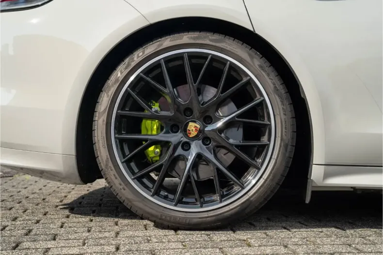 Porsche Panamera din 2024 cu 9.999 km - oferta POR122197 - foto 15