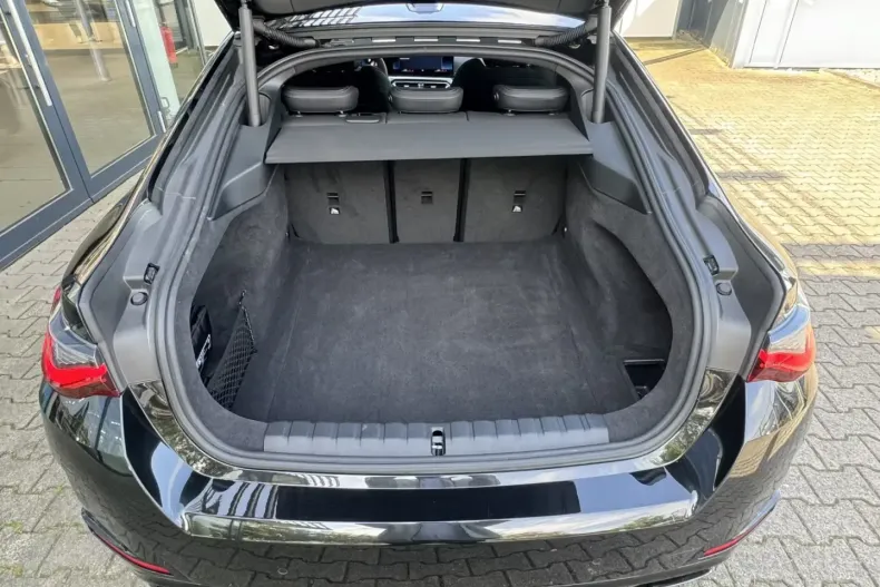 BMW M440 din 2024 cu 24.528 km - oferta BMW122221 - foto 3