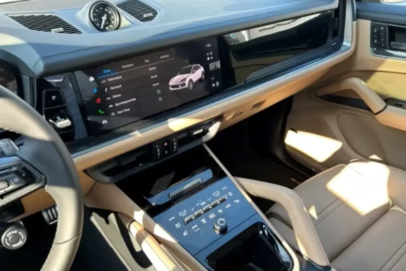 Porsche Cayenne din 2025 cu 8.000 km - oferta POR122227 - foto 8