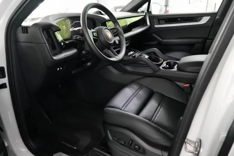 Porsche Cayenne din 2024 cu 9.800 km - oferta POR122228 - foto 8