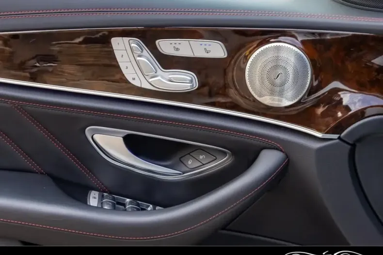 Mercedes-Benz E 53 AMG din 2022 cu 94.200 km - oferta MER122234 - foto 12