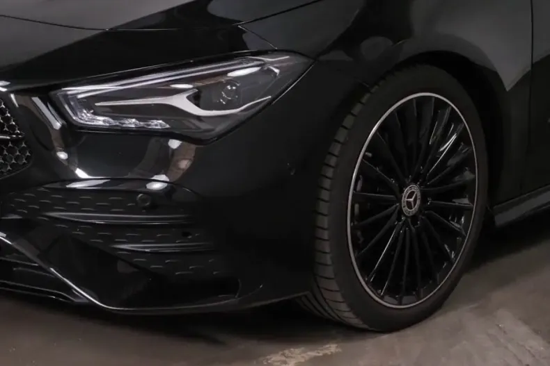 Mercedes-Benz CLA 200 din 2024 cu 19.723 km - oferta MER122237 - foto 2