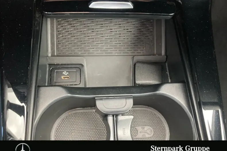 Mercedes-Benz CLA 250 din 2024 cu 18.130 km - oferta MER122238 - foto 20