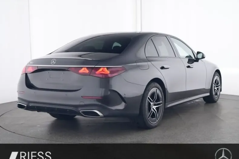 Mercedes-Benz E 300 din 2024 cu 57.288 km - oferta MER122239 - foto 2