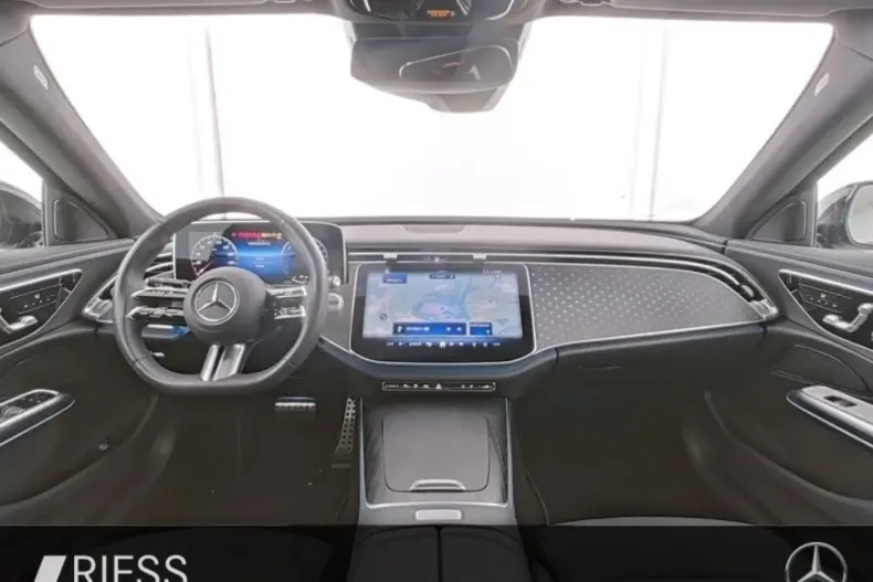 Mercedes-Benz E 300 din 2024 cu 57.288 km - oferta MER122239 - foto 6