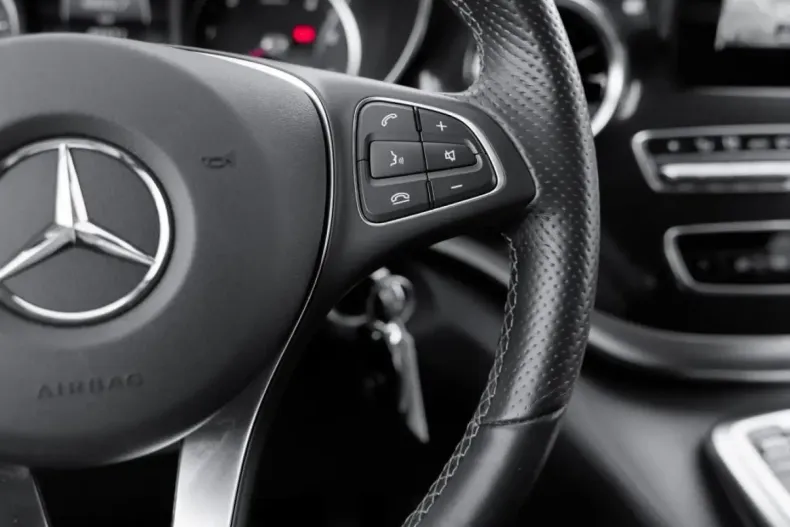 Mercedes-Benz V 220 din 2021 cu 89.700 km - oferta MER122242 - foto 15