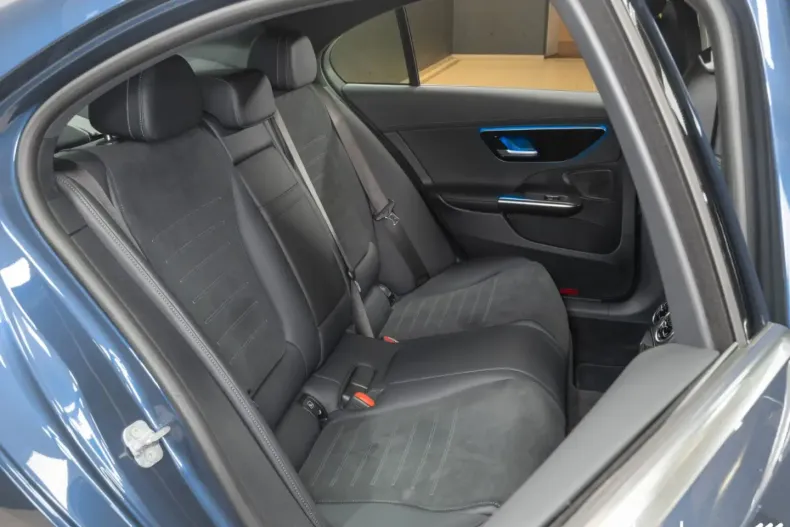 Mercedes-Benz C 220 din 2024 cu 18.211 km - oferta MER122247 - foto 14