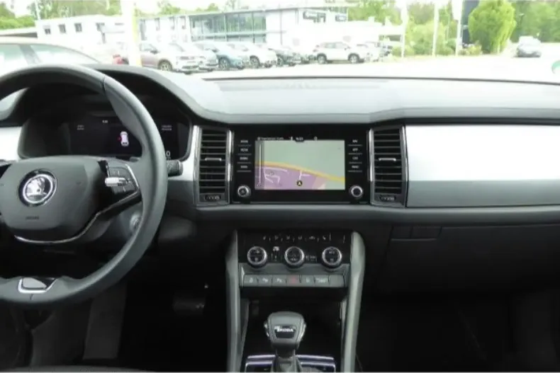 Skoda Kodiaq din 2022 cu 63.300 km - oferta SKO122250 - foto 6